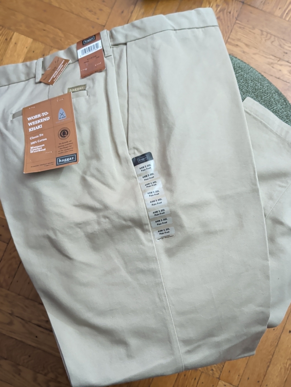 Haggar Men's Khaki Chinos in Light Tan